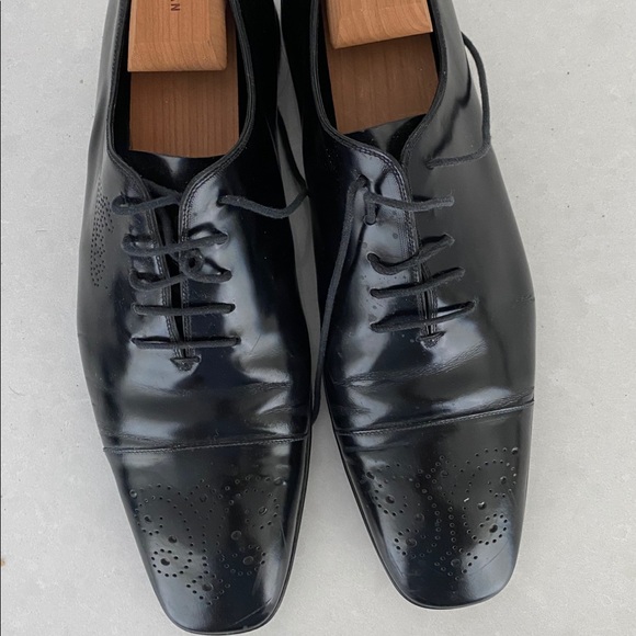 Gucci Shoes - Picture 1 of 10